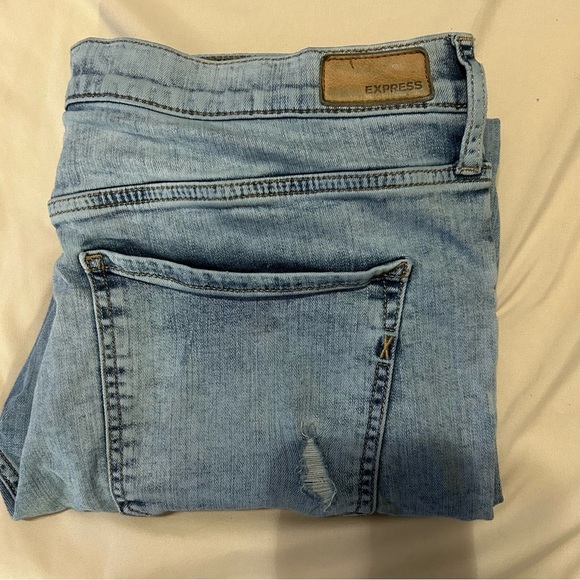 Express Skinny High Rise Jeans Women’s 14 Light Wash Distressed Button Fly - Picture 6 of 14